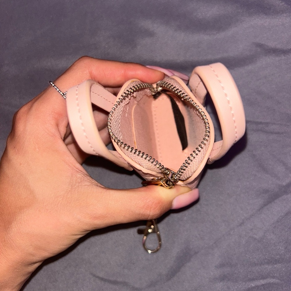 Keychain - Picture 3 of 4